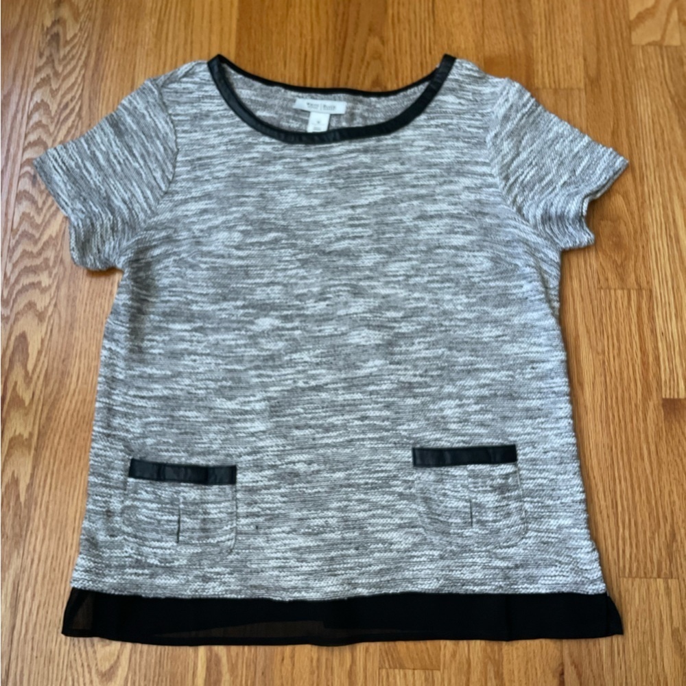 White House Black Market Short Sleeve Shirt